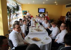 Baltā galdauta svētki filiālē „Kalkūni”